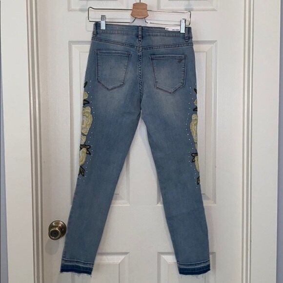 William Rash Womens Sz 27 Embroidered Ankle Skinny Jean - Picture 10 of 11
